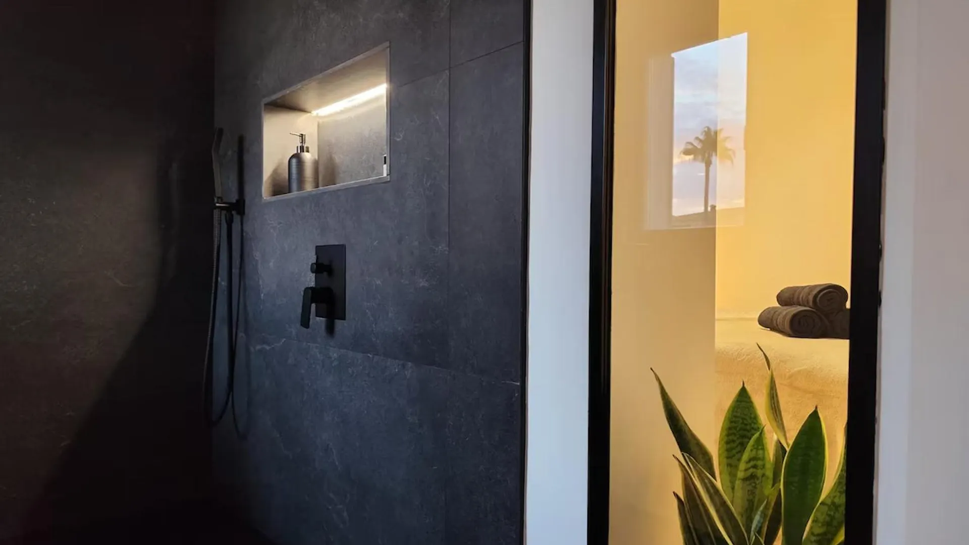 New Retreat - Villa Nautilus, Very Close To The Beach And Palma City By Renthousing Urbanización Ses Palmeres